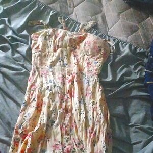 yellow floral dress. (XL 14-16)